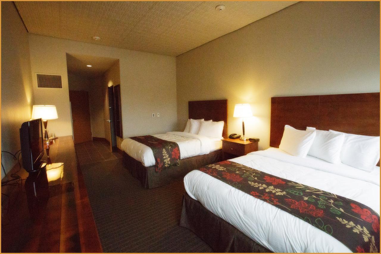 Watercrest Hotel And Conference Center Howard Екстериор снимка